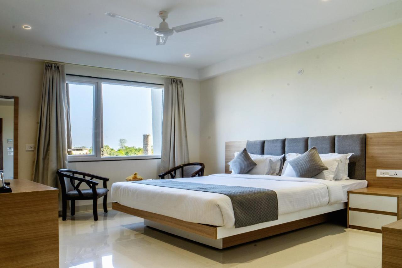 The Mangal View Residency - A Luxury Boutique Business Hotel أُودايبور المظهر الخارجي الصورة