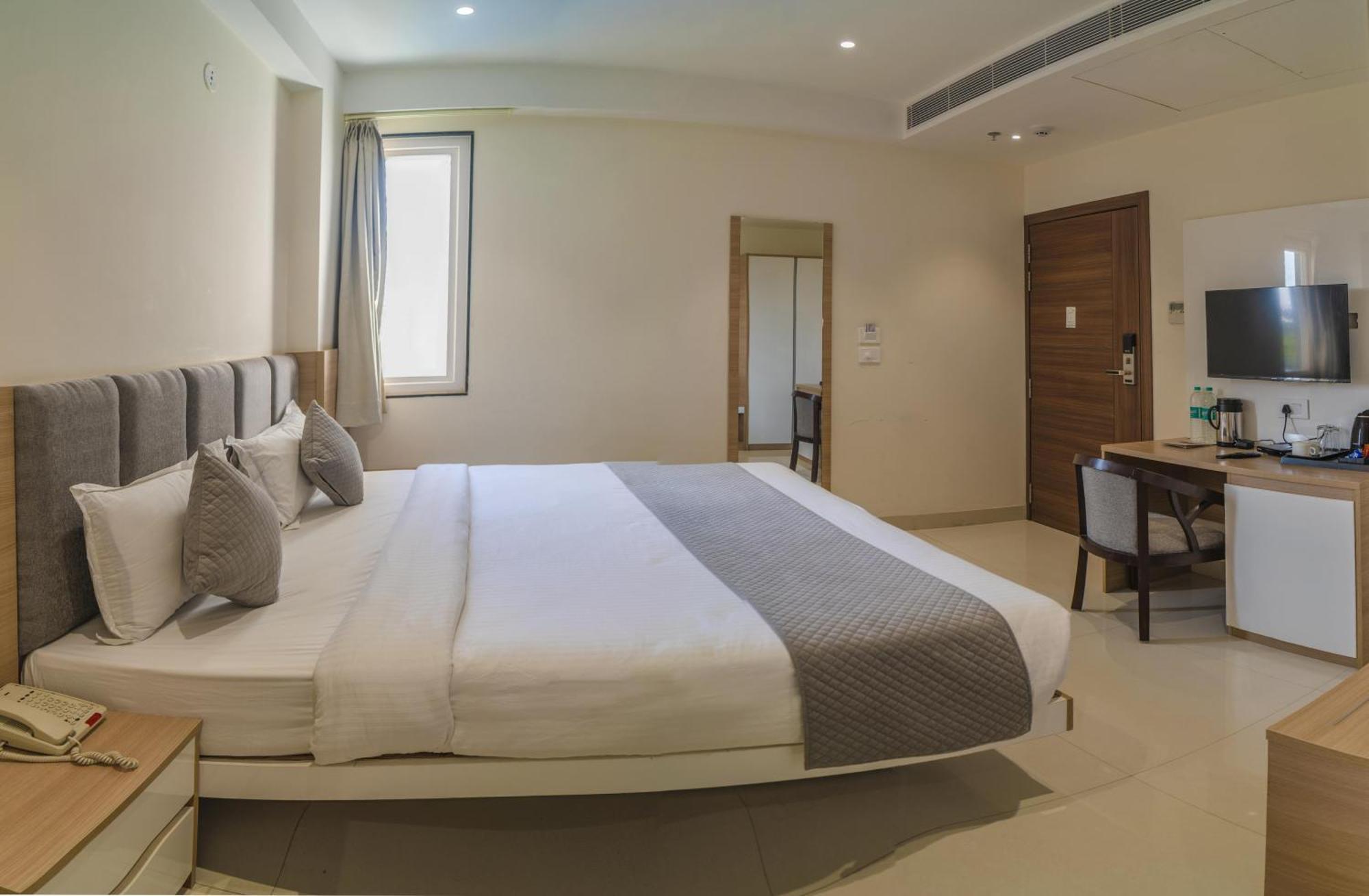The Mangal View Residency - A Luxury Boutique Business Hotel أُودايبور المظهر الخارجي الصورة