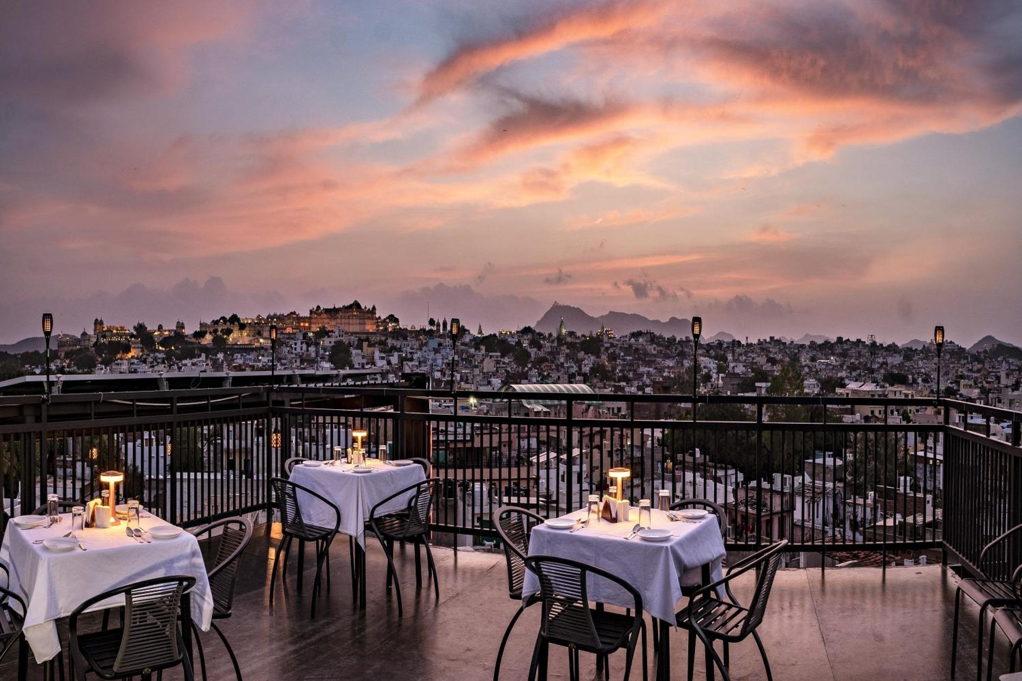 The Mangal View Residency - A Luxury Boutique Business Hotel أُودايبور المظهر الخارجي الصورة